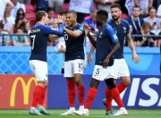 开云体育APP下载-包含乌拉圭轻取波兰，博格巴2关键制胜的词条