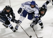 开云体育登录-英格拉姆爆发撕裂防线，黄蜂战术压制勇士，一场现代篮球的战术博弈