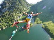 开云体育入口-莱奥稳定输出不掉线，AC米兰一波流带走荷兰足球的骄傲