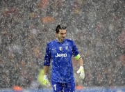 开云体育下载-绿军铁蹄踏破东北虎，浓眉炽热状态预示新纪元