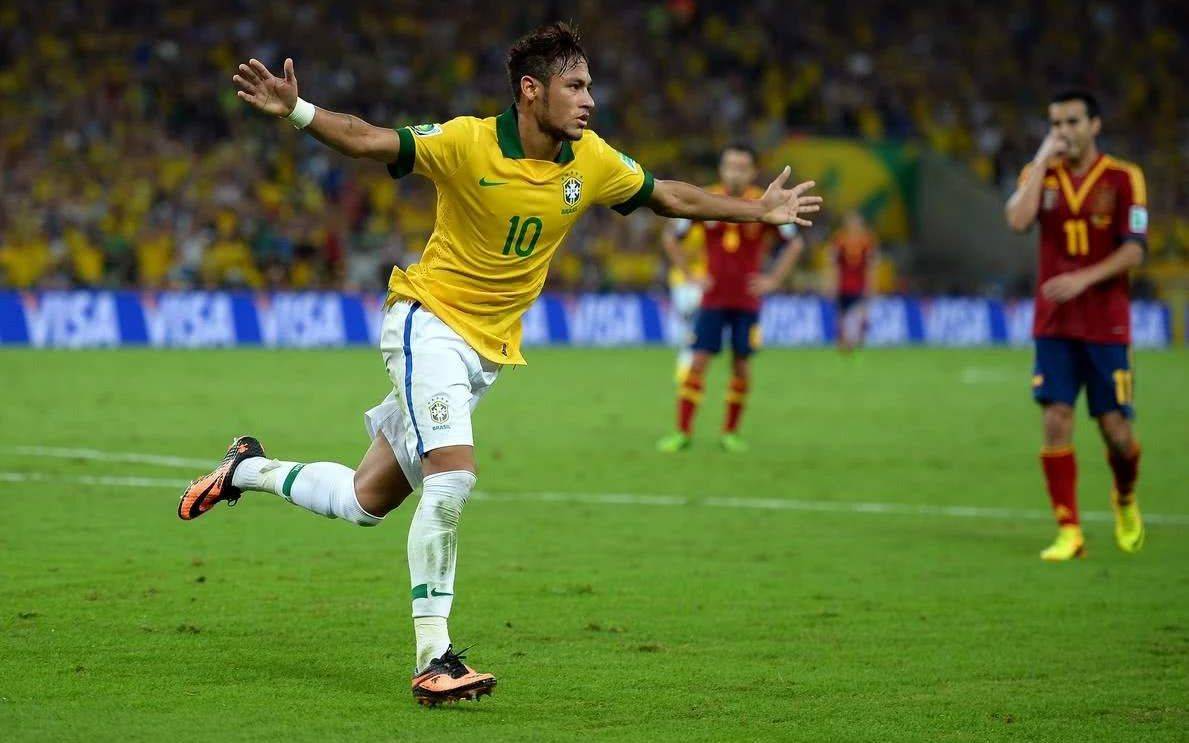 乌拉圭力克巴西,内马尔三分雨点燃全场的简单介绍 乌拉圭力克巴西,内马尔三分雨点燃全场的简单介绍