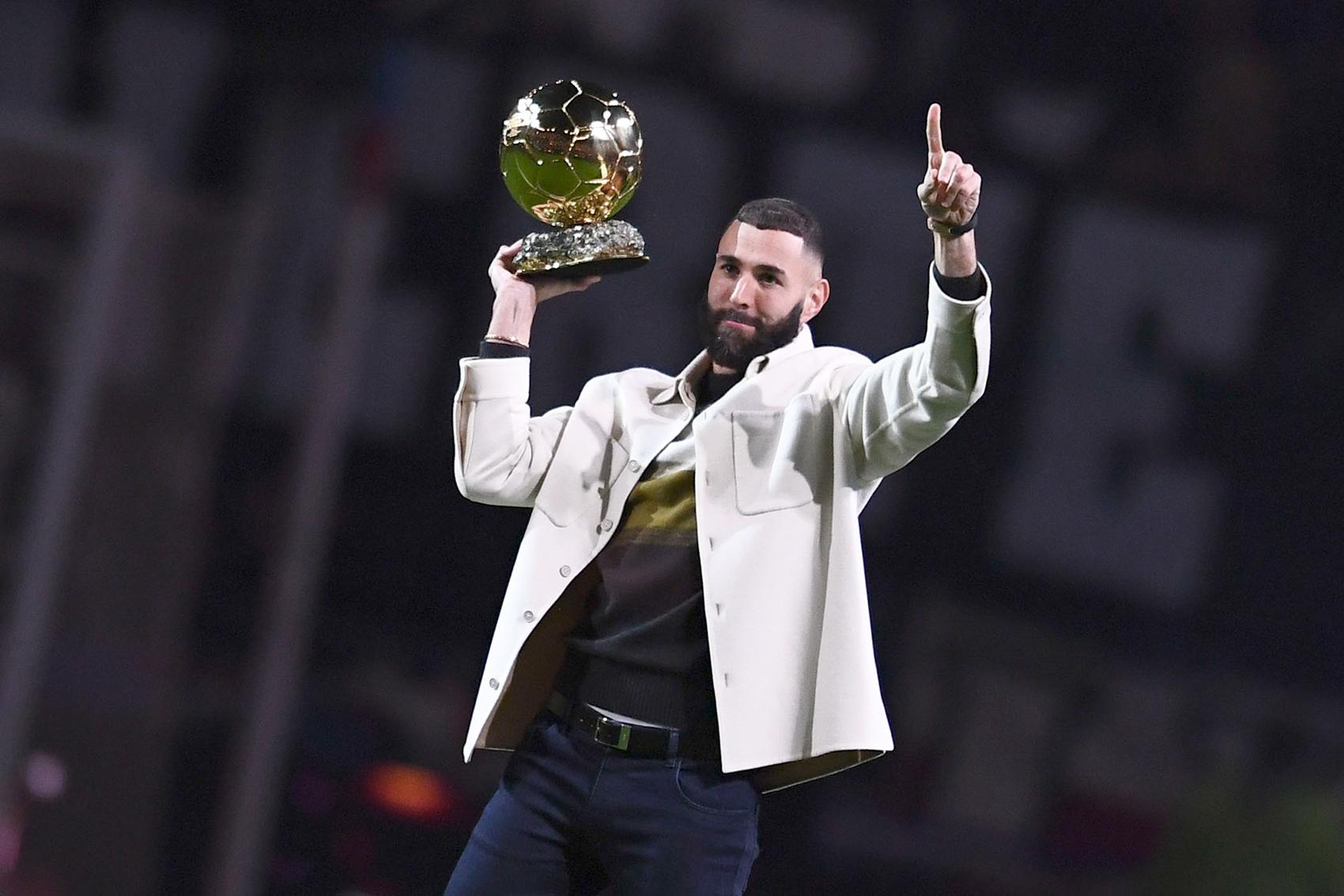 法国翻盘摩洛哥，本泽马绝境逆转