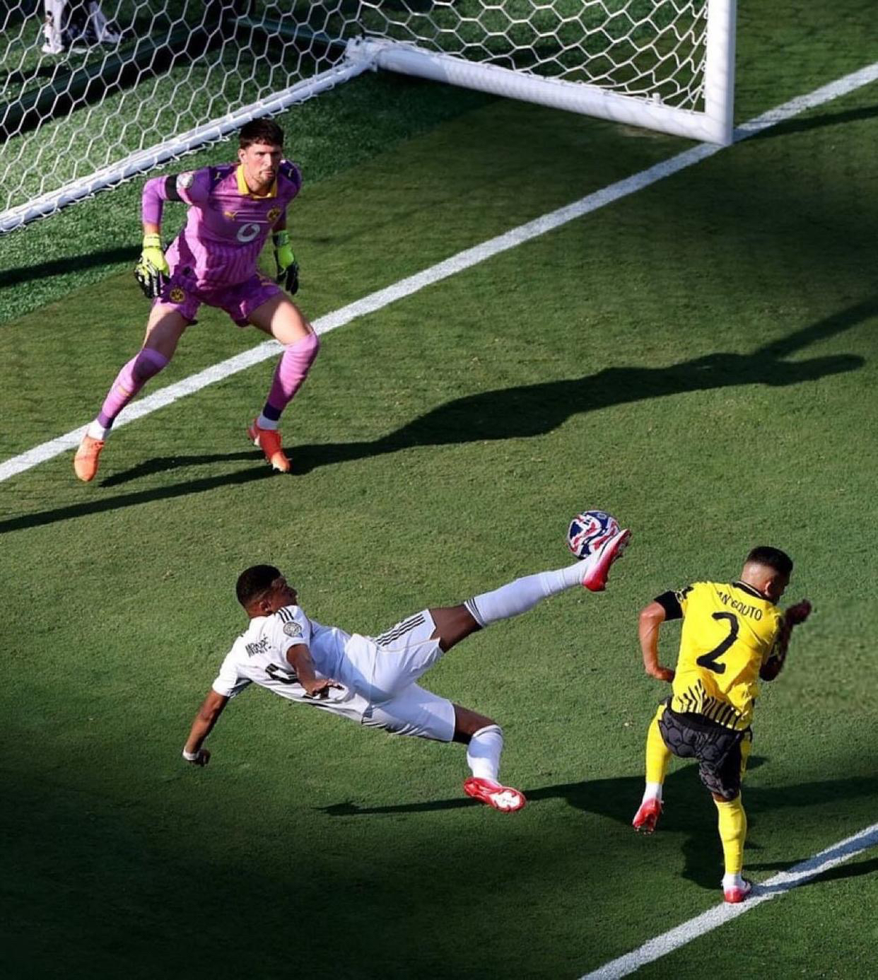 巴西力克塞内加尔，姆巴佩关键制胜的简单介绍