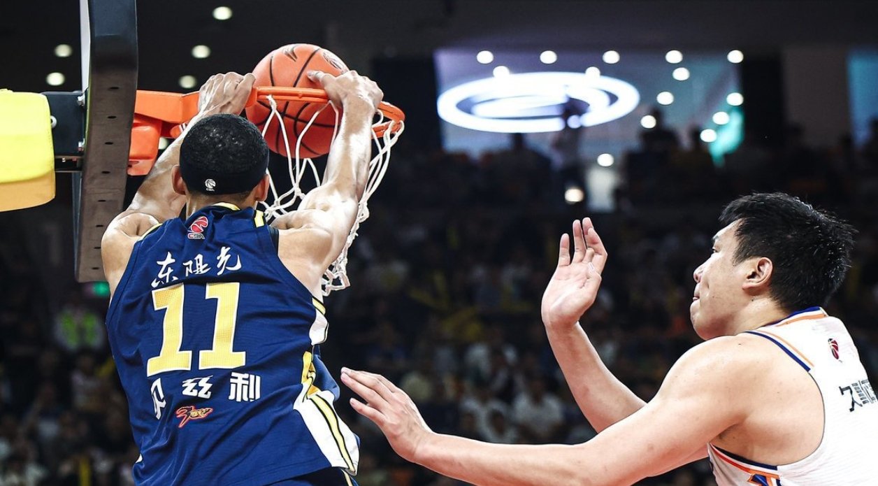 包含深圳男篮力克广州，积极备战季后赛的词条