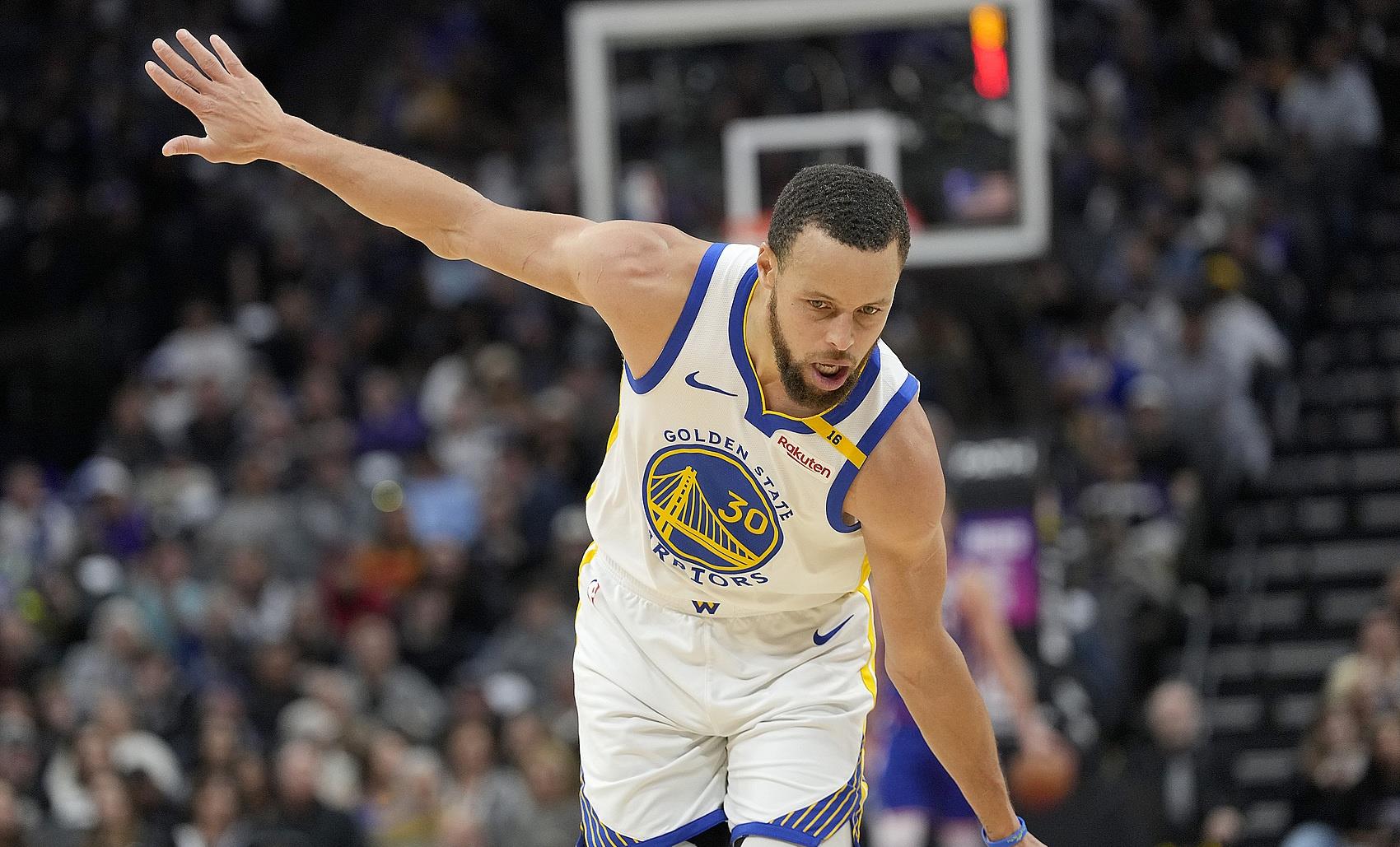 里尔客场惊险战胜对手,喜获三分 里尔客场惊险战胜对手,喜获三分