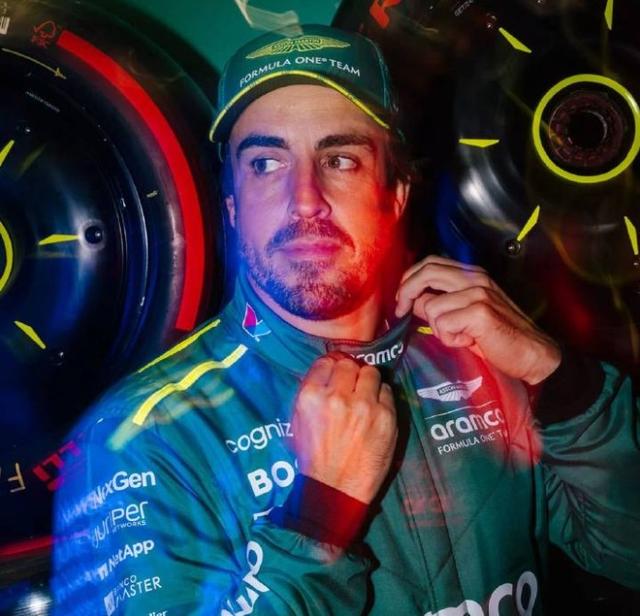 雷诺车队绝杀阿斯顿马丁，阿隆索点燃赛场的简单介绍