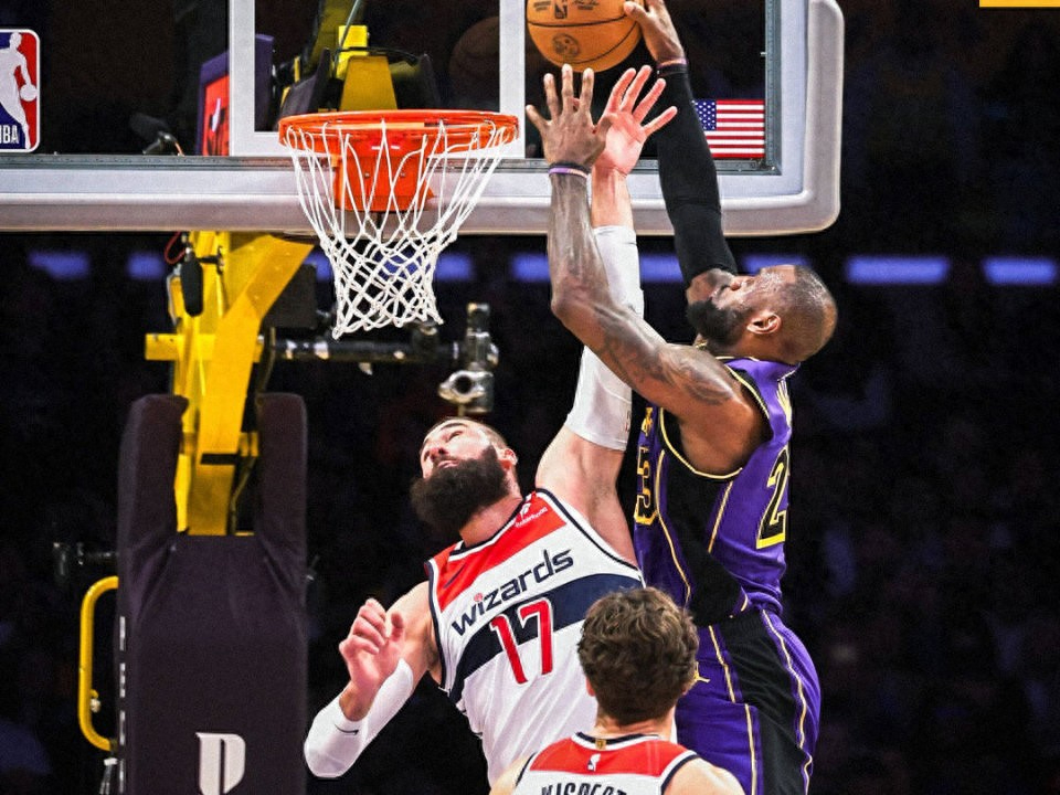 关于鹈鹕鏖战尼克斯，范弗利特点燃赛场的信息