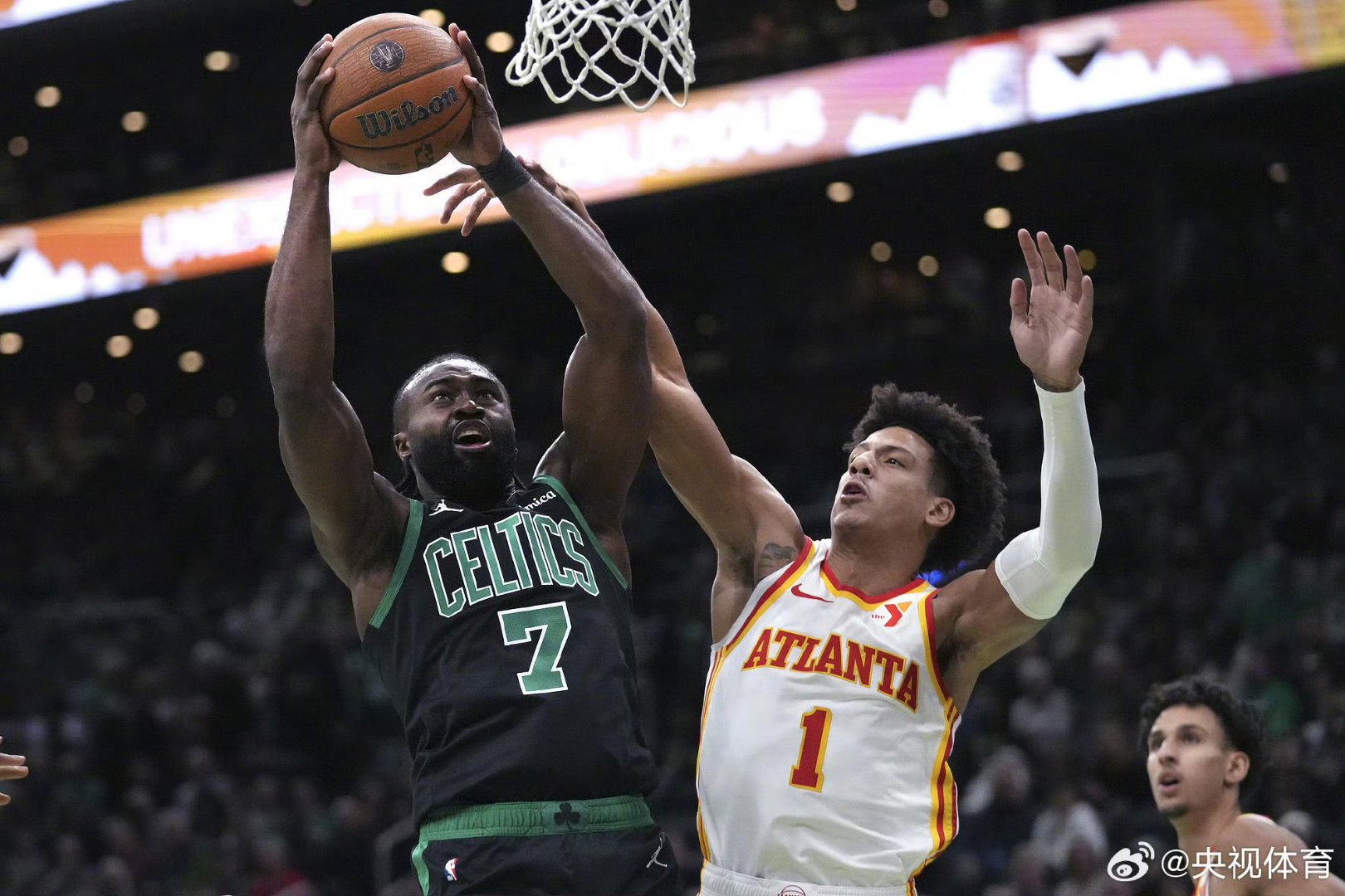 凯尔特人B队碾压热火B队，布克关键制胜的简单介绍