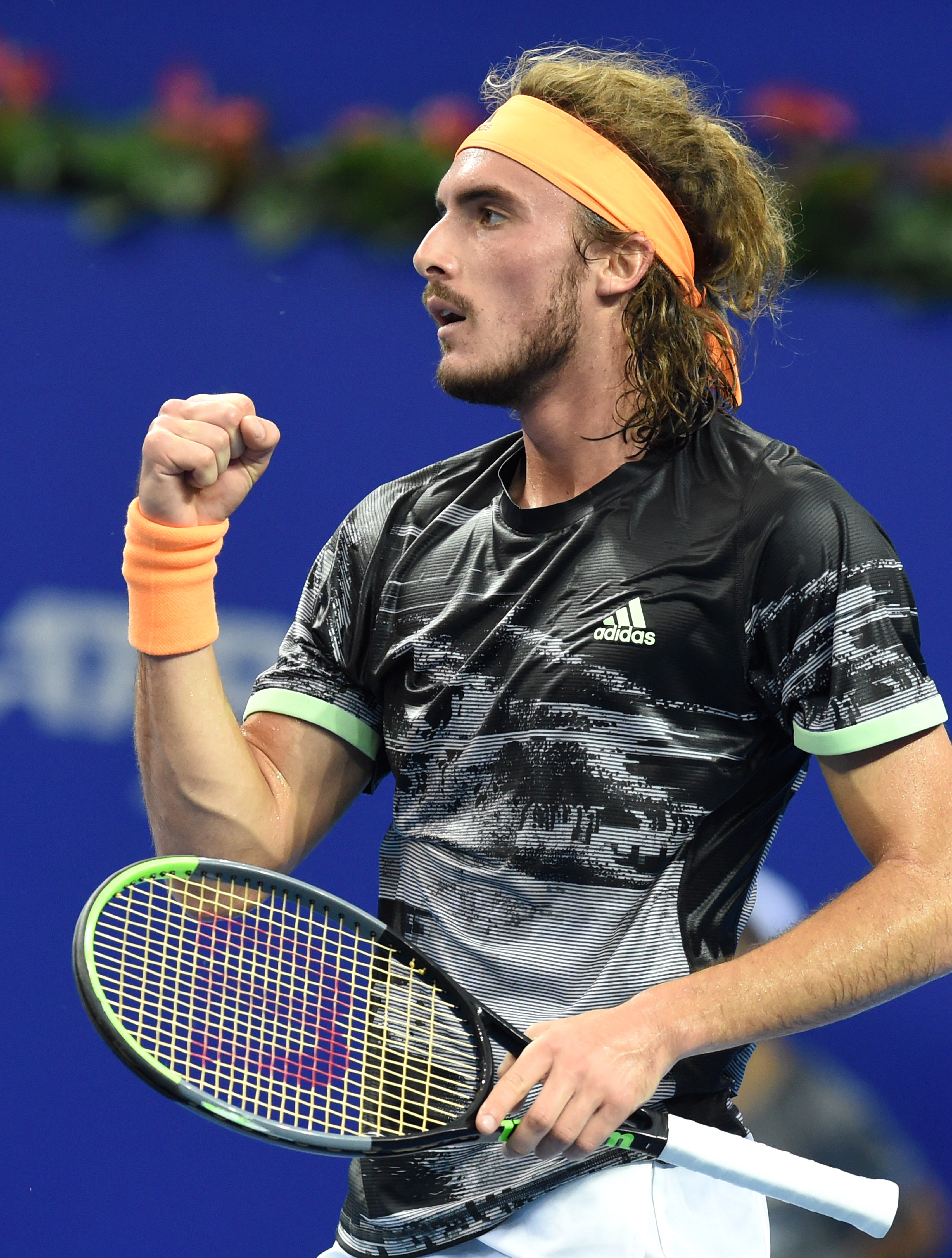 西班牙网球队力克欧洲网球队，西西帕斯惊艳世界的简单介绍