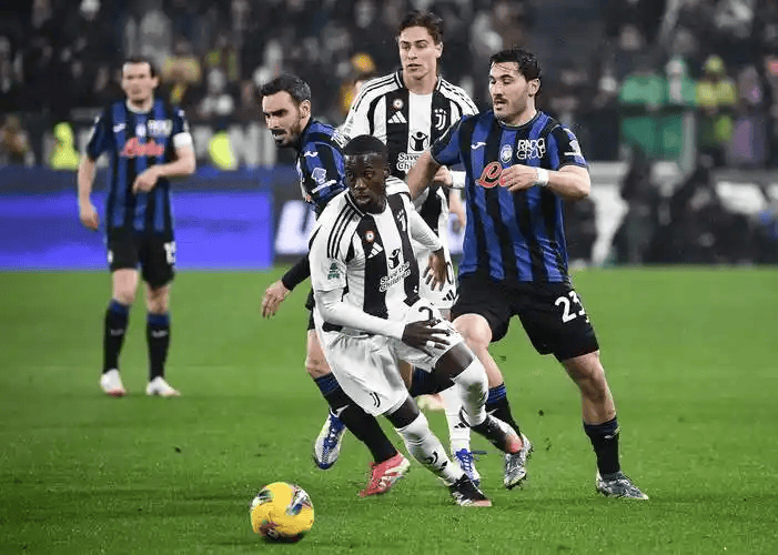 佛罗伦萨客场力挽狂澜，取得联赛平局的简单介绍