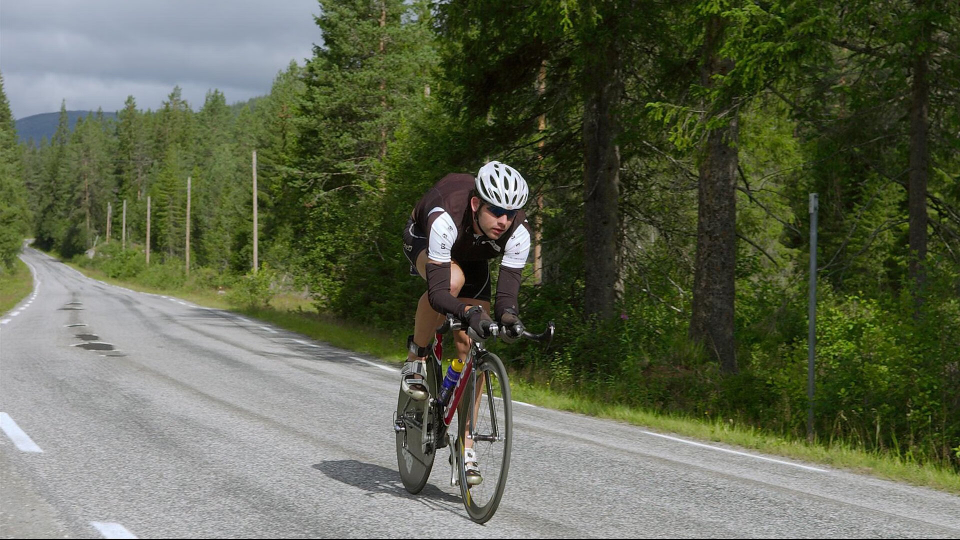 库尔图瓦的英超争冠时刻，当哥伦比亚一波流击沉利物浦的红色王朝